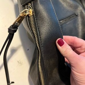 Black tote/ shoulder bag